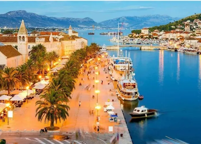 Ciovo Breeze Τρογκίρ